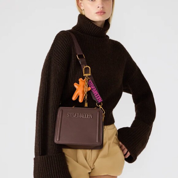 NIB STEVE MADDEN BEVELYN BAG SCARF CHARM BOX GIFT SET BROWN $154 - Picture 2 of 6